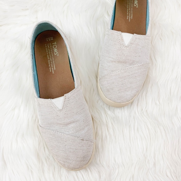 toms avalon natural yarn dye